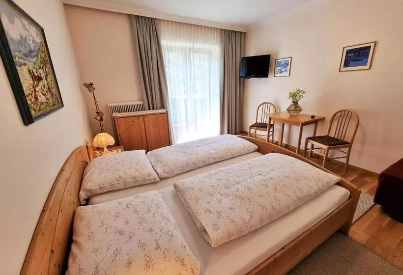 پانسیون Das Landhaus