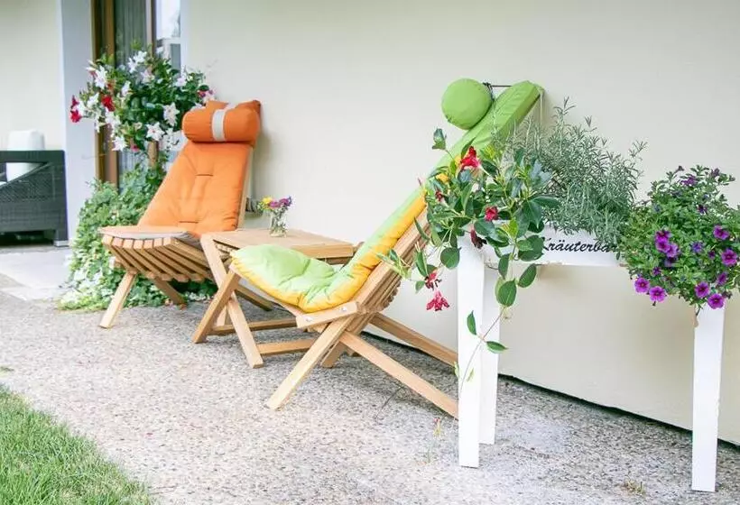 پانسیون Das Landhaus