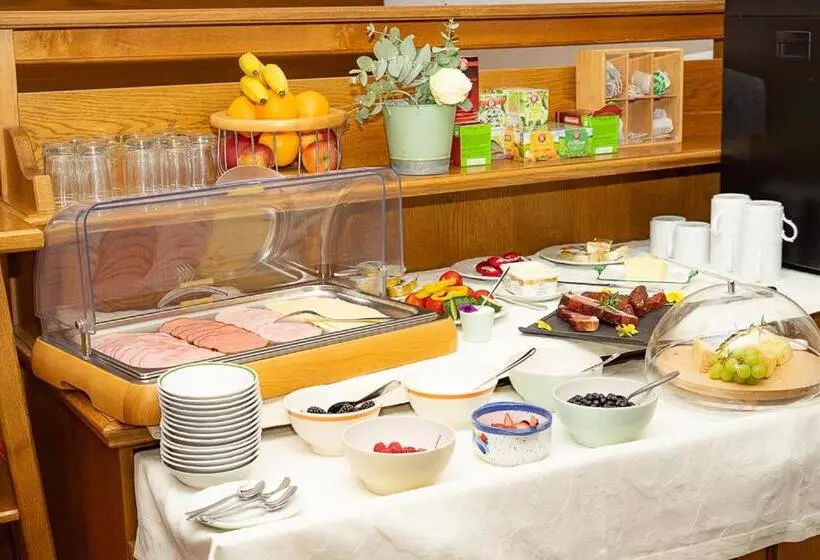 پانسیون Das Landhaus