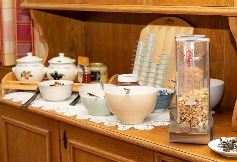 پانسیون Das Landhaus