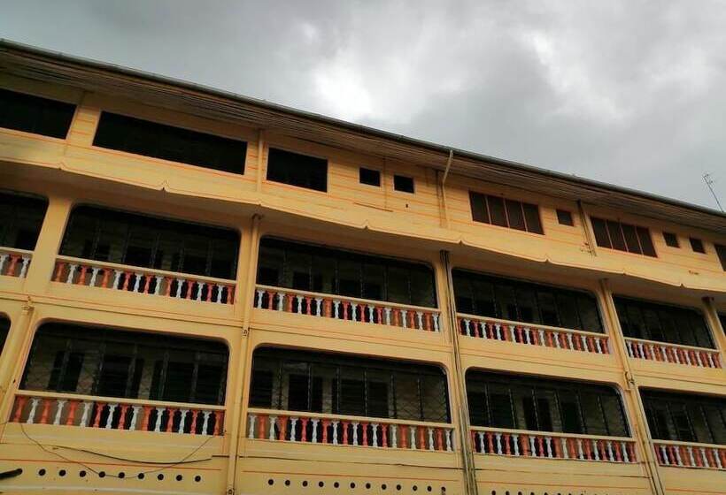 پانسیون Diani Classic Guest House