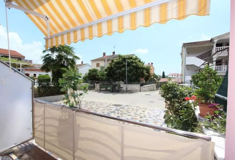 ペンション Guests House Lea