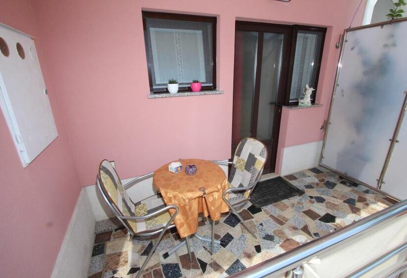 펜션 Guests House Lea