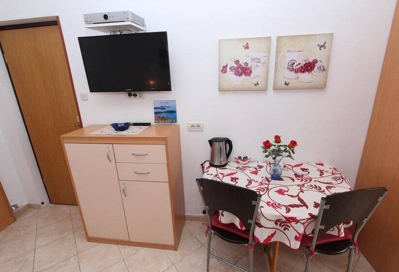 펜션 Guests House Lea