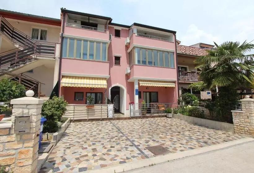 ペンション Guests House Lea