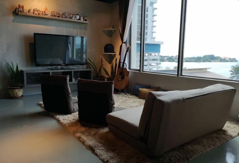 酒店 Homy Seafront Hostel