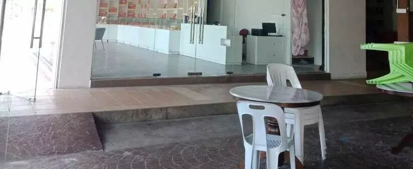 ホテル Homy Seafront Hostel