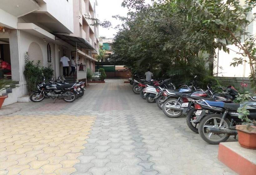 فندق Indira Sagar