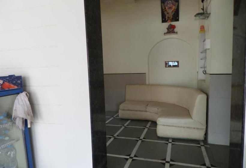 فندق Indira Sagar