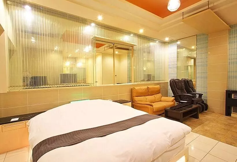 Hotelli Mikazato   Adults Only