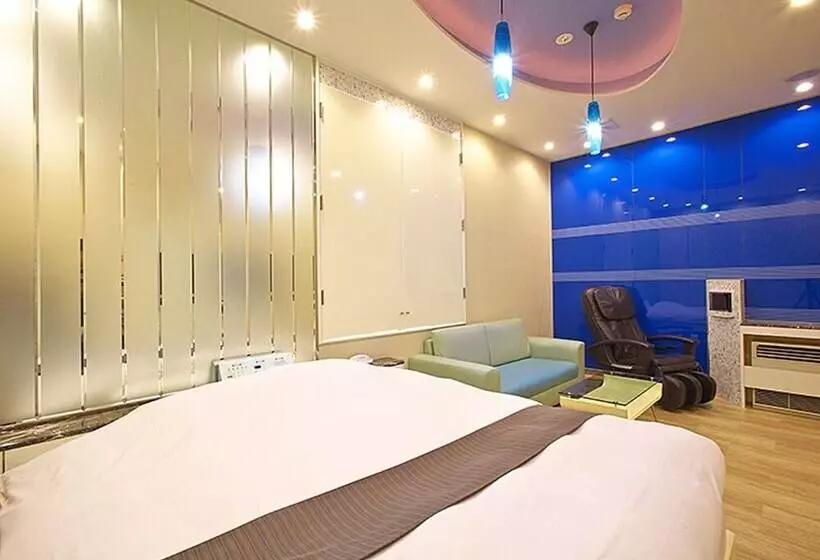 Hotelli Mikazato   Adults Only