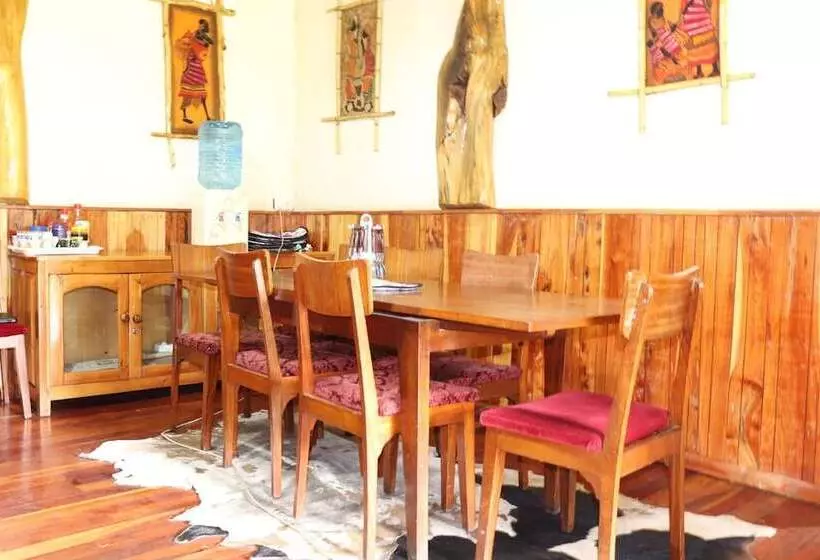 پانسیون Enkorika Eco Village