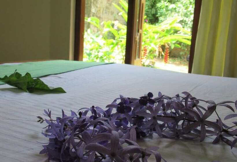 Pensió Kalindu Residence