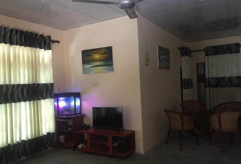 Pensió Kalindu Residence