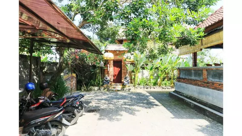 ペンション Pondok Saraswati Villas Ubud By Zuzu