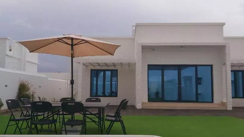 The Pool Villa   Tanuf