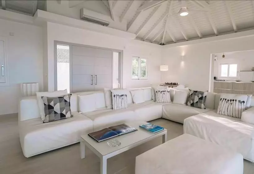 Villa Milonga