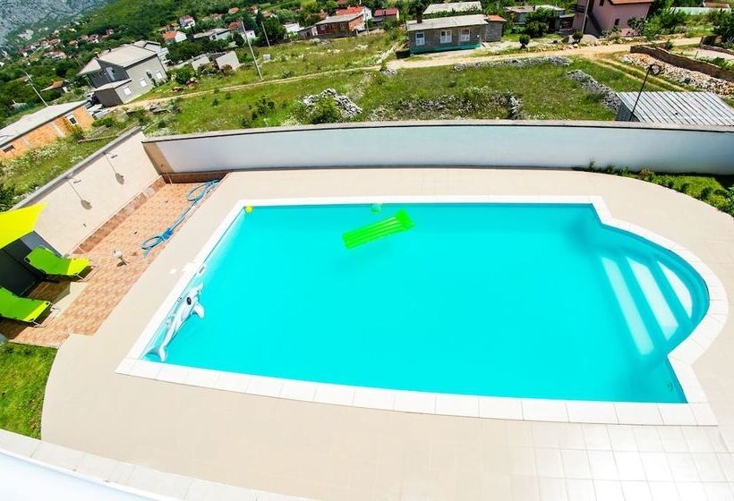 Luxury Villa Horizon