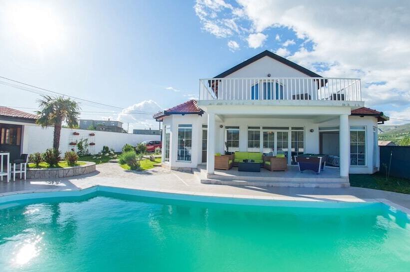 Luxury Villa Horizon