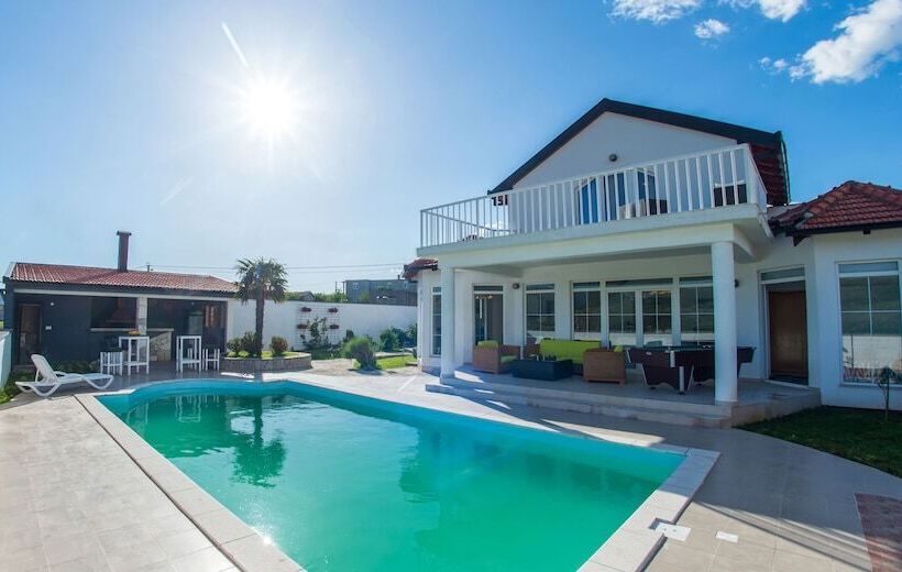 Luxury Villa Horizon