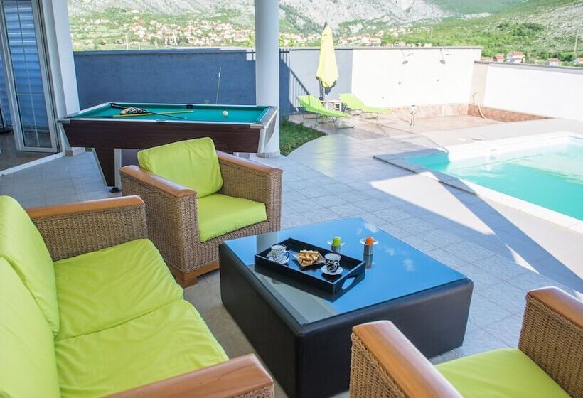 Luxury Villa Horizon