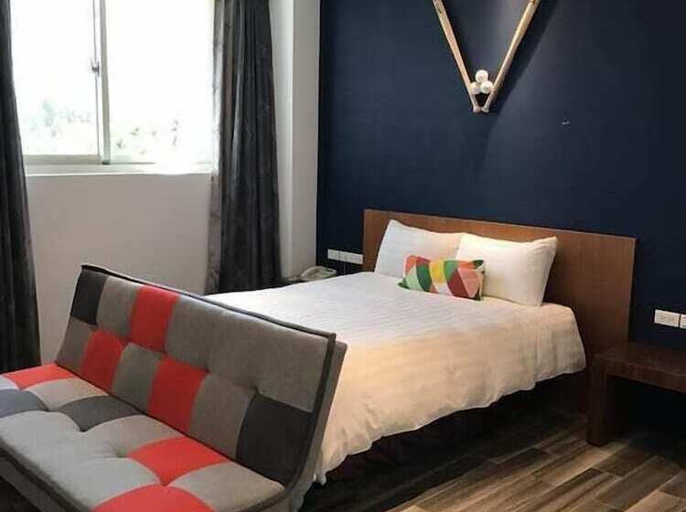 پانسیون Rainbow House