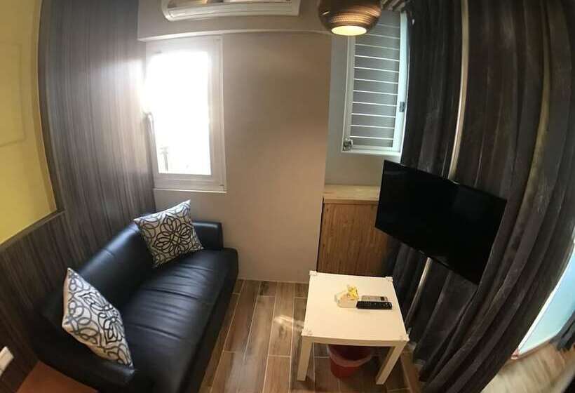 پانسیون Rainbow House