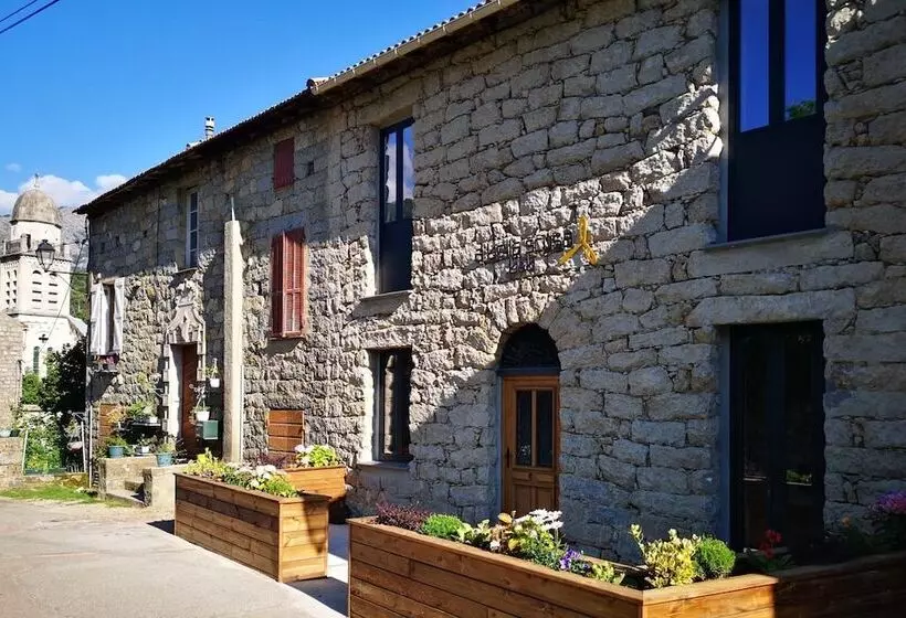 Aamiaismajoitus (B&B) A Bella Scusa