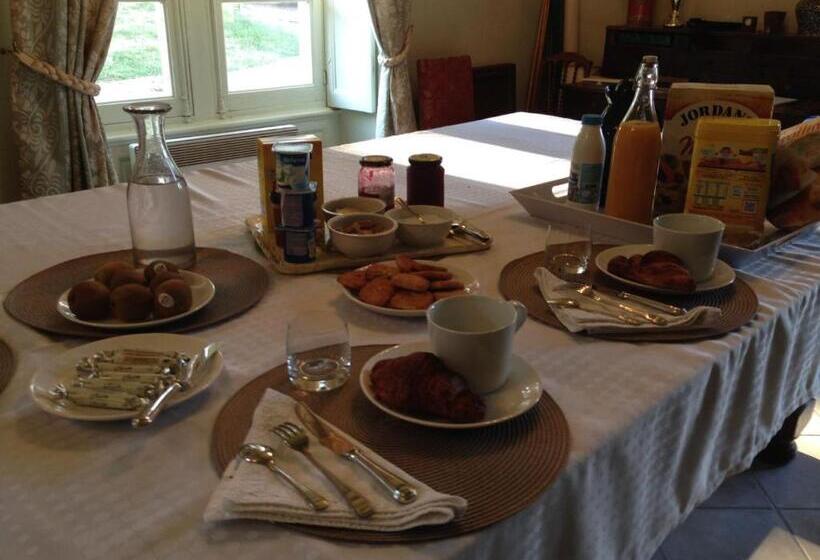 צימר Chateau De Rys