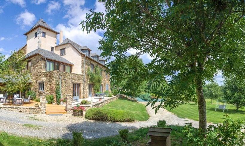 Bed and Breakfast L Ecrin Du Segala La Roulotte