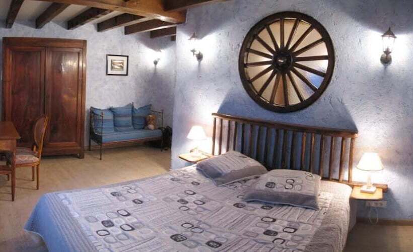 Bed and Breakfast L Ecrin Du Segala La Roulotte