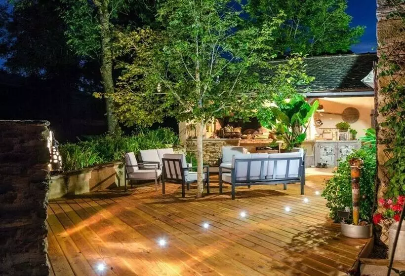 ベッドアンドブレックファースト L Ecrin Du Segala   La Roulotte