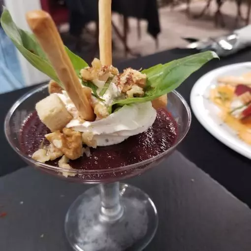 ベッドアンドブレックファースト Maison De Ville Au Pied De La Montagne Noire