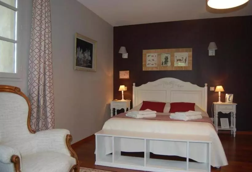 Aamiaismajoitus (B&B) Mas De La Respelido