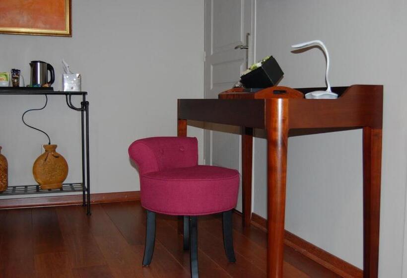 Bed and Breakfast Mas De La Respelido