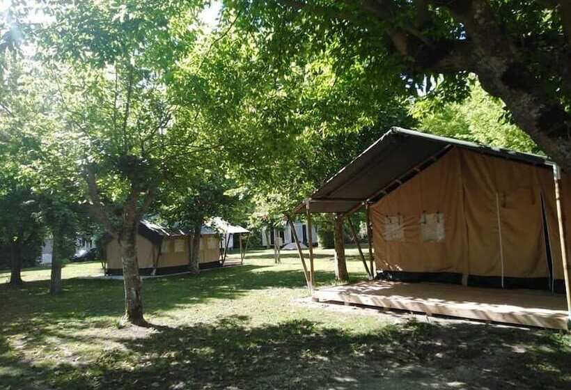 فندق Camping Aubeterre Sur Dronne