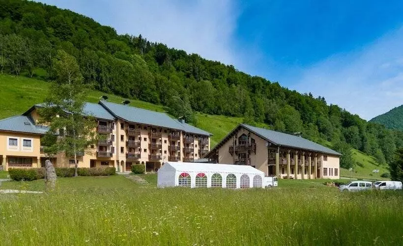 ホテル L Autre Vallée  Les Nivéoles
