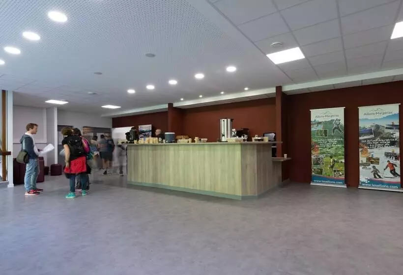 ホテル L Autre Vallée  Les Nivéoles