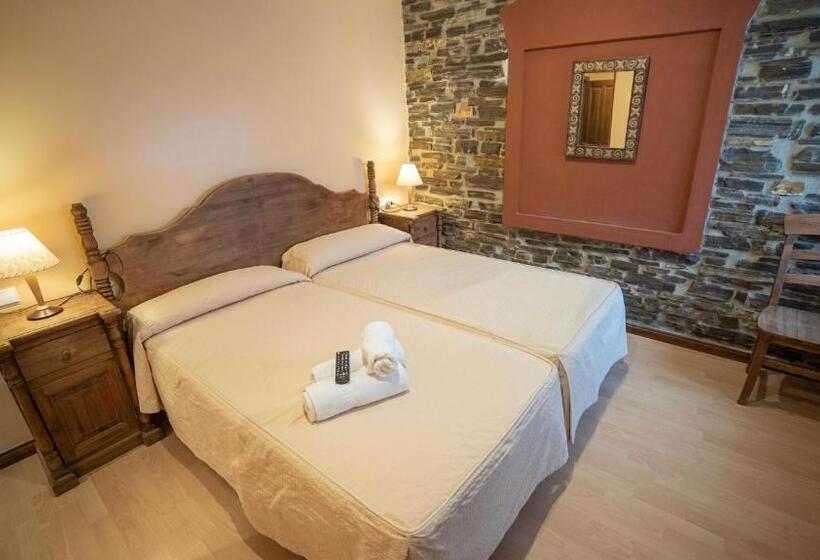 בית מלון כפרי Rural Los Cerezos De Yanguas