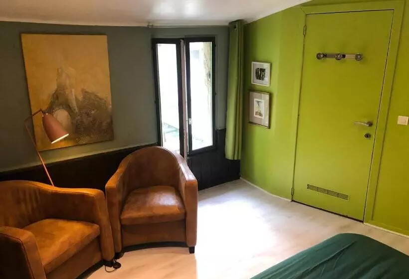 Le Surmelin Bed & Breakfast  Ombres