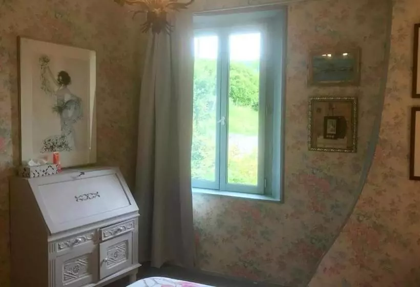 Le Surmelin Bed & Breakfast  Ombres