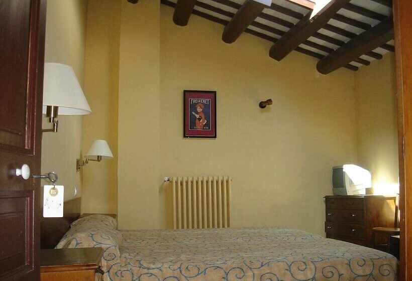 Пансион Hostal Rural Can Enric