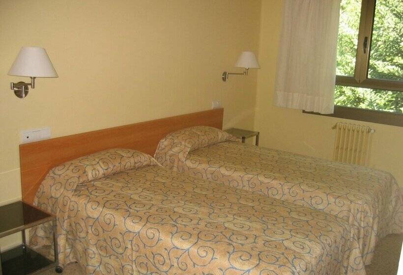 Пансион Hostal Rural Can Enric