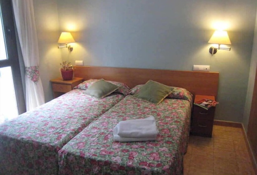 Пансион Hostal Rural Can Enric