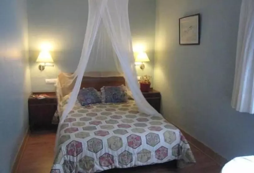 Majatalo Hostal Rural Can Enric