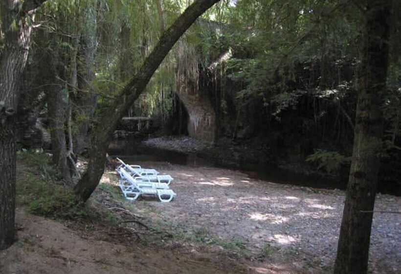 Пансион Hostal Rural Can Enric