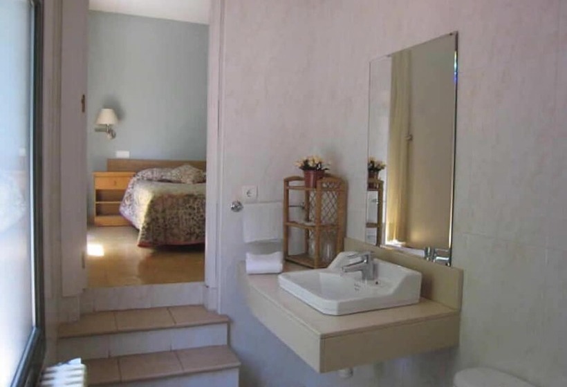 Пансион Hostal Rural Can Enric