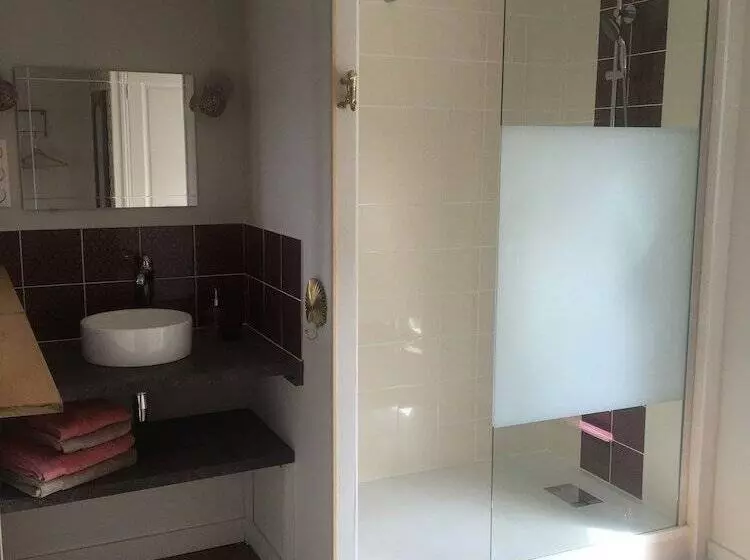 Majatalo Les 3 échoppes