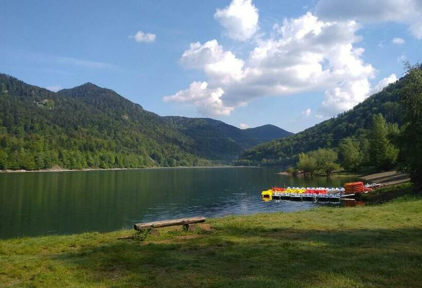 بنسيون Les Sapins