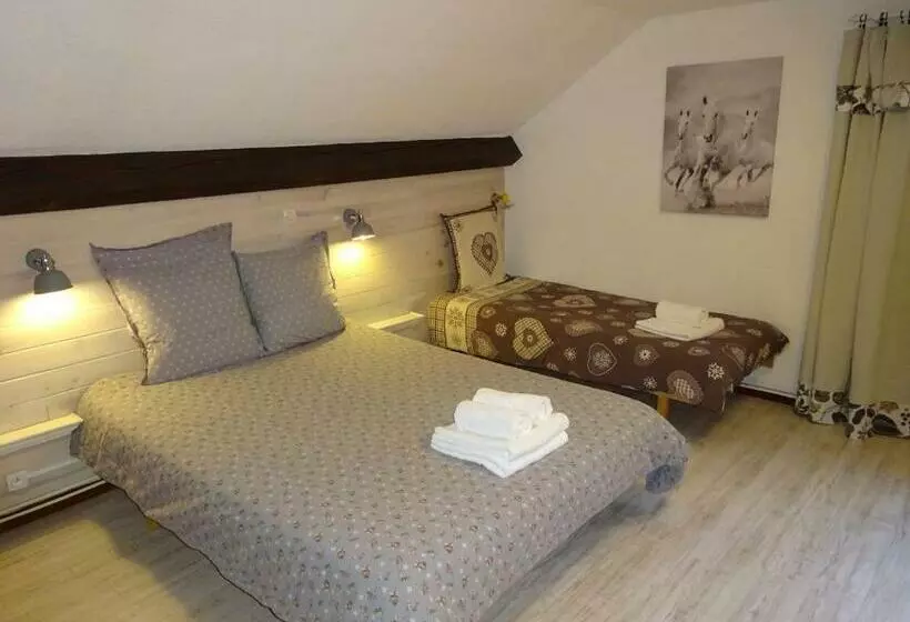 ペンション Les Sapins